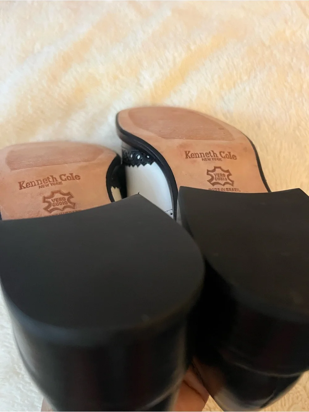 Kenneth Cole two tone